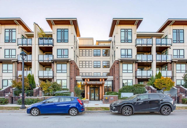 4033 May Drive 325, Richmond