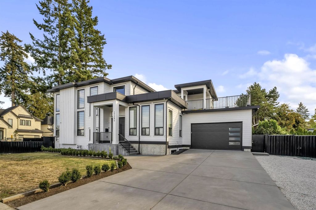 17284 61a Avenue, Surrey