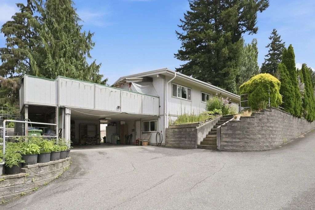 34017 Marshall Road, Abbotsford