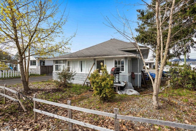 34595 2 Avenue, Abbotsford