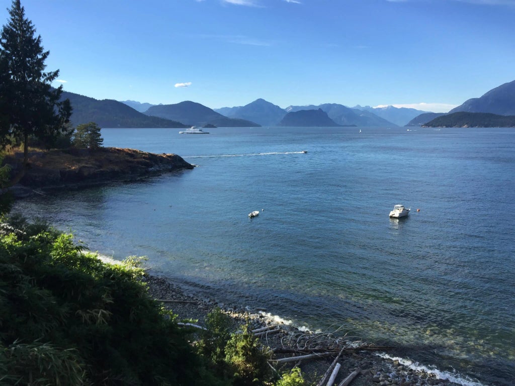 7145 Cliff Road, West Vancouver