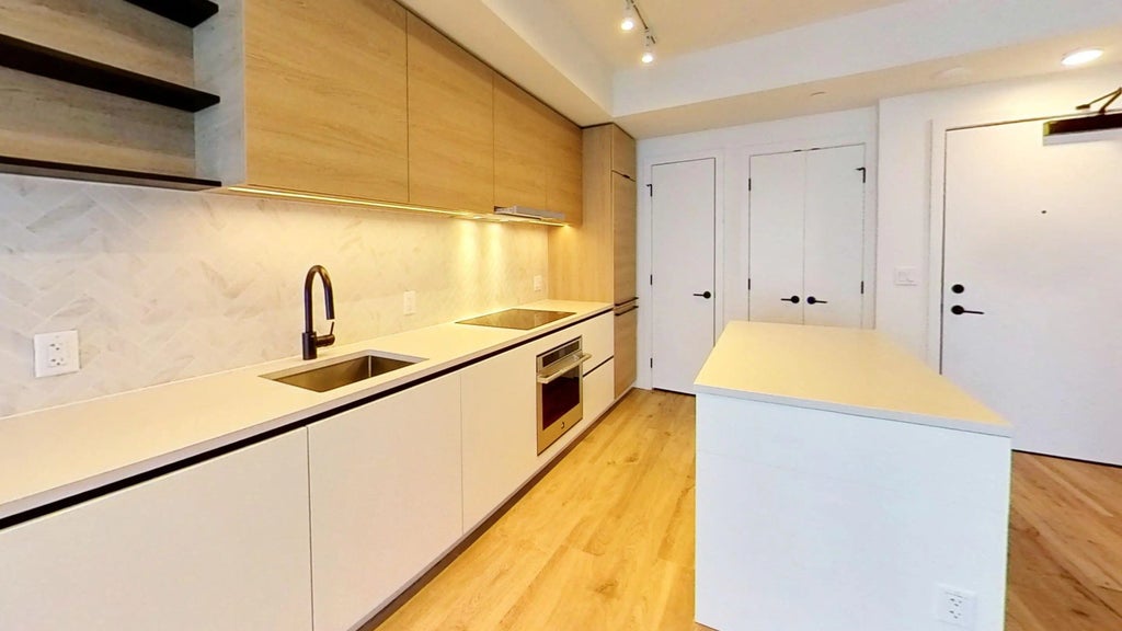 10448 University Drive, Surrey