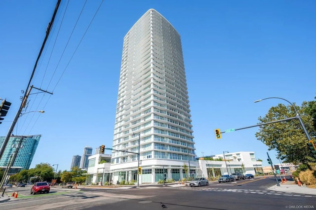 13685 102 Avenue 1108, Surrey