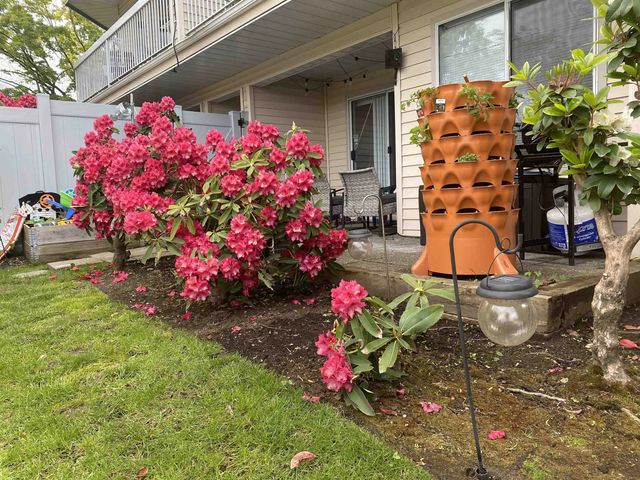 9299 121 Street 103, Surrey