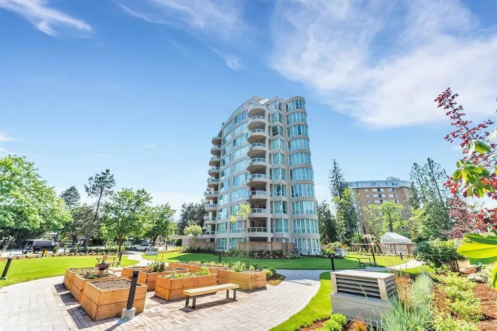995 Roche Point Drive 903, North Vancouver