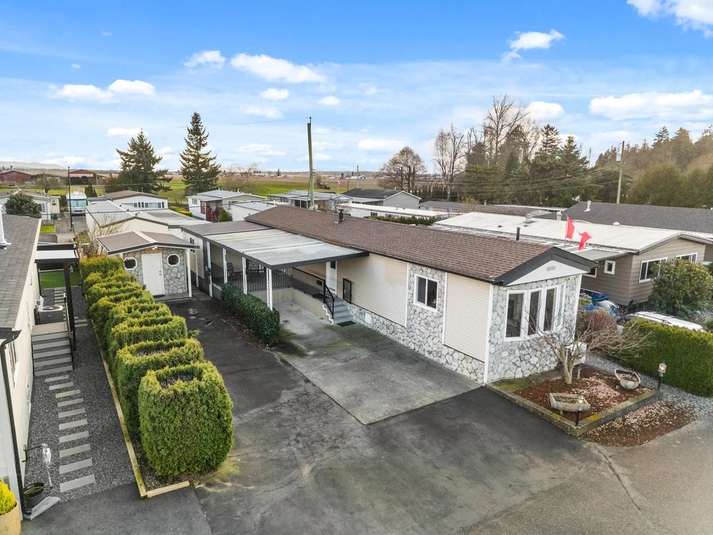 27111 Avenue 139, Langley