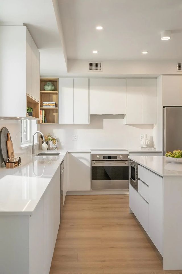 1295 Rocklin Street 201, Coquitlam