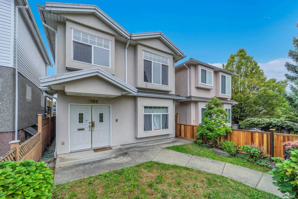 1988 Nanaimo Street, Vancouver