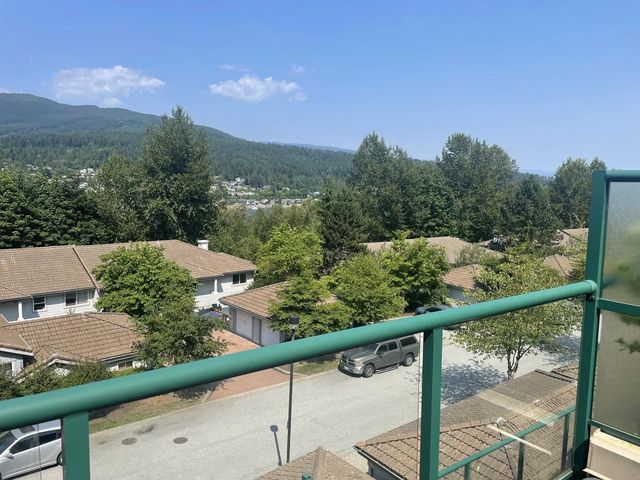 121 Shoreline Circle 305, Port Moody