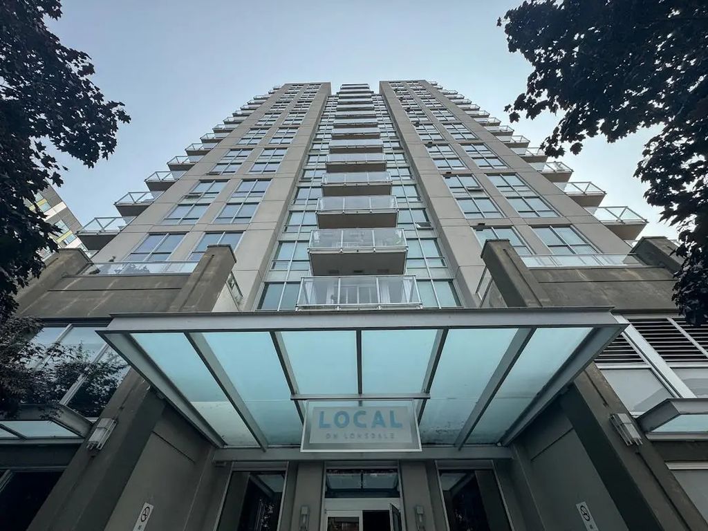 135 E 17th Street 321, North Vancouver