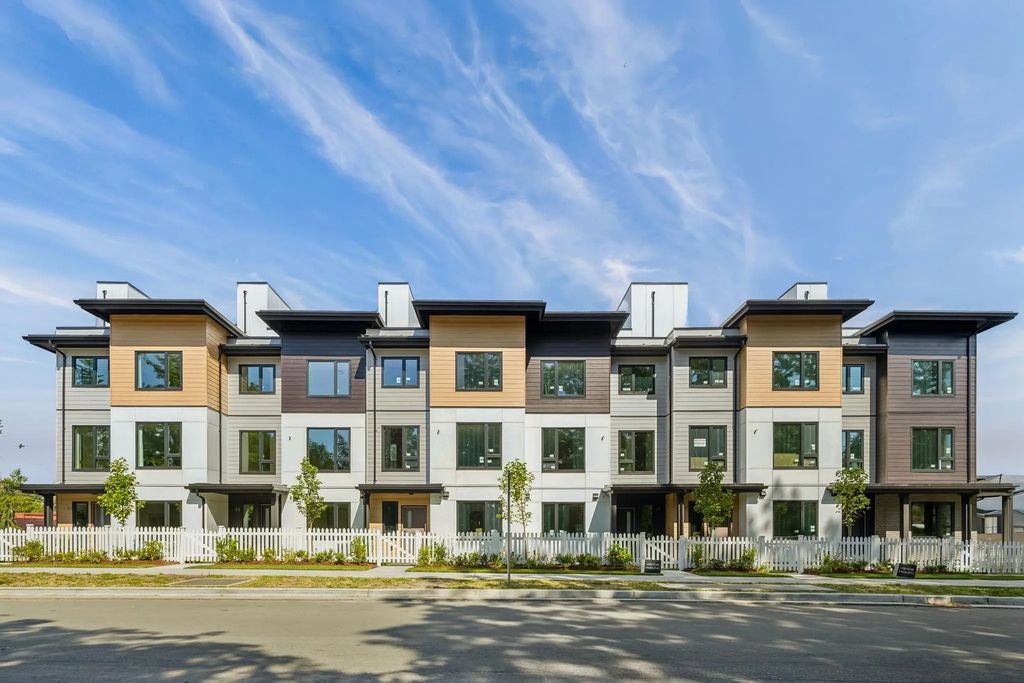 20434 72 Avenue 25, Langley