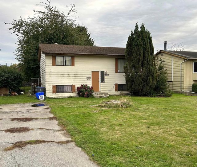 13854 89a Avenue, Surrey