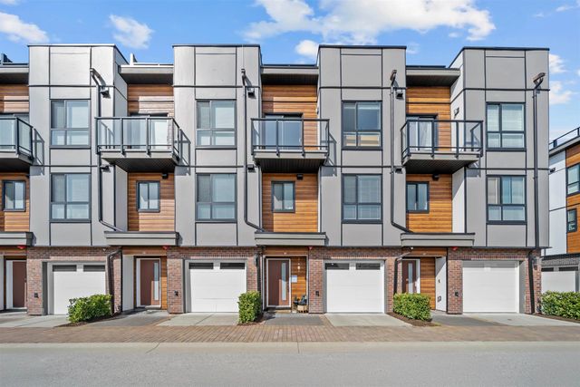 19760 55 Avenue 49, Langley