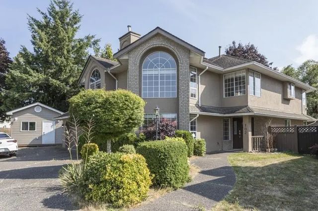 102 Viscount Place, New Westminster