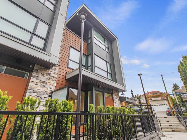 390 Guilby Street 113, Coquitlam