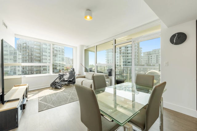 5508 Hollybridge Way 703, Richmond