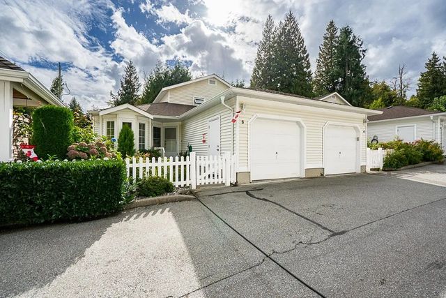 6537 138th Street 3, Surrey