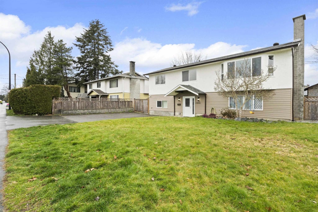 23095 117 Avenue, Maple Ridge