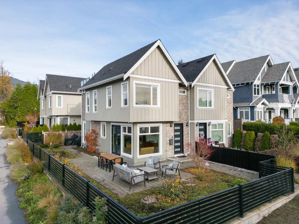 366 W Keith Road, North Vancouver