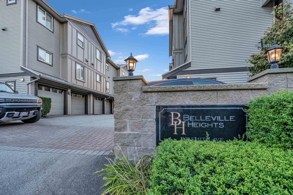 3139 Smith Avenue 8, Burnaby