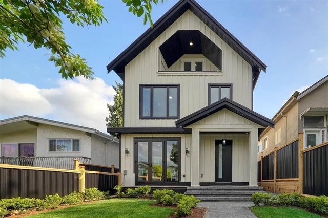 3216 Venables Street 2, Vancouver