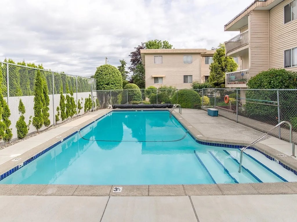 11816 88 Avenue 202, Delta