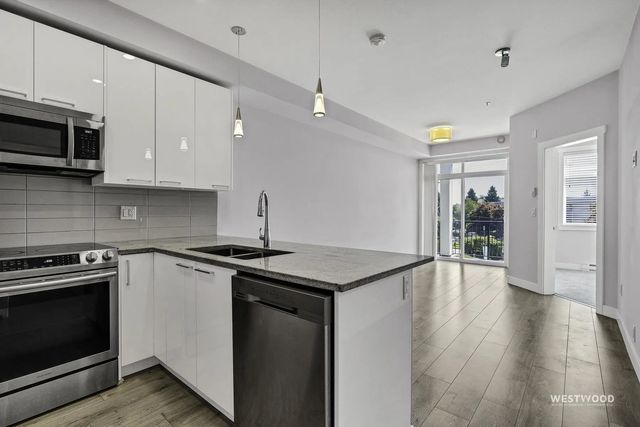 20696 Eastleigh Crescent 210, Langley