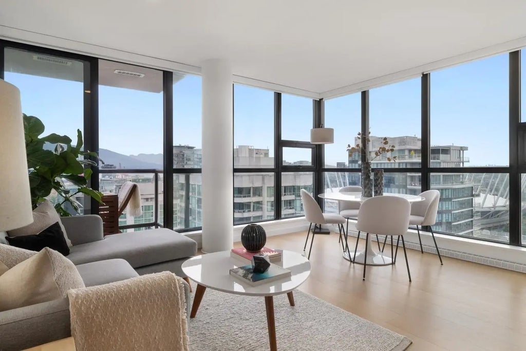 909 Mainland Street 3002, Vancouver