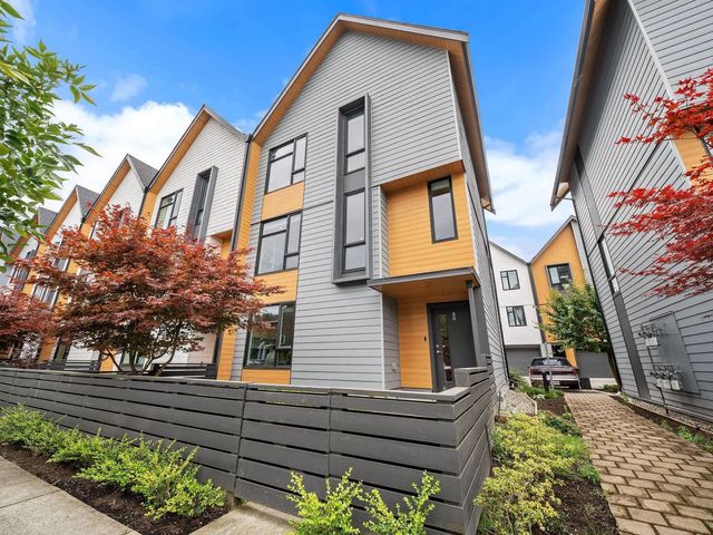 16685 25 Avenue 50, Surrey