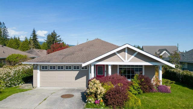 5722 Emily Way, Sechelt