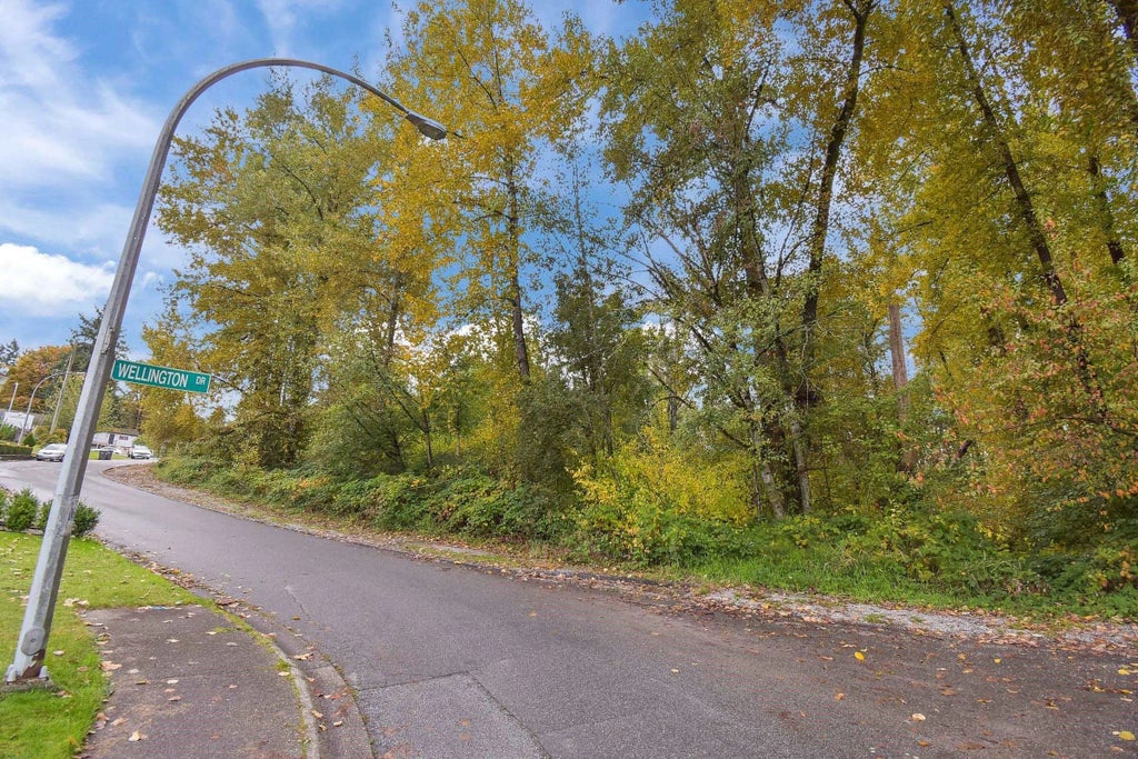 14409 115 Avenue, Surrey