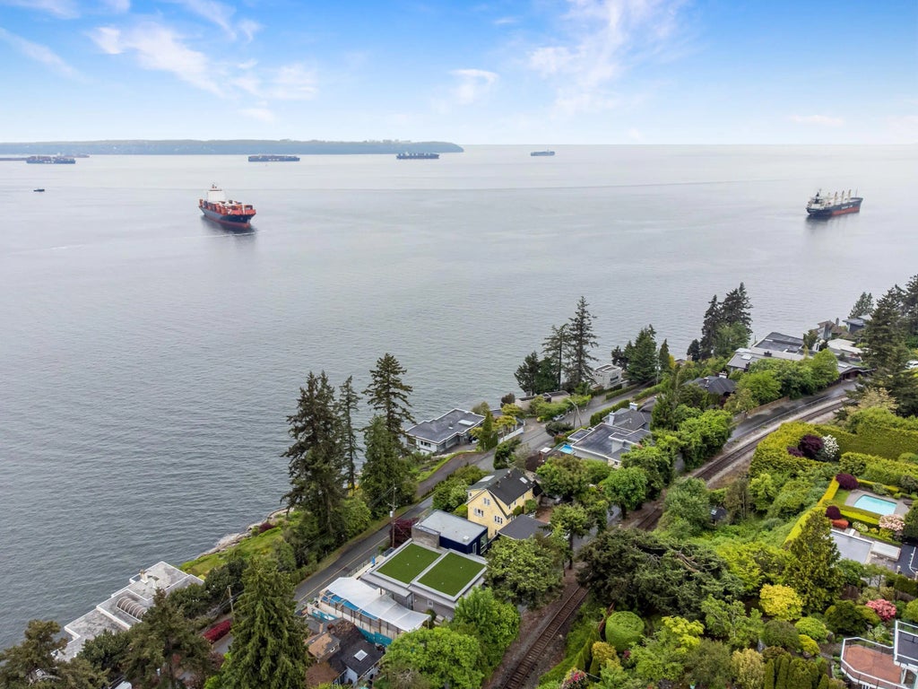 3615 Sunset Lane, West Vancouver