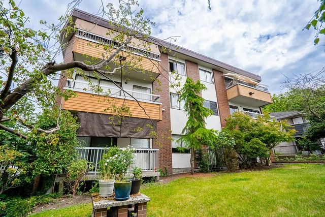 138 Templeton Drive 302, Vancouver
