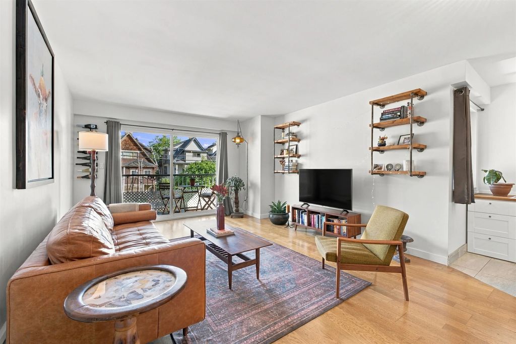 1611 E 3rd Avenue 304, Vancouver