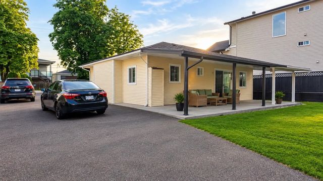 309 Johnston Street, New Westminster