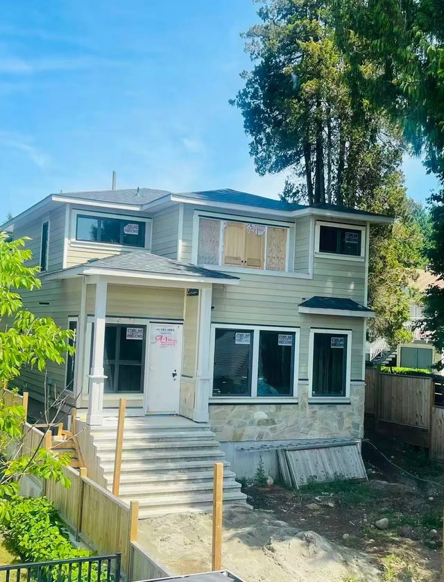 765 Edgar Avenue 102, Coquitlam