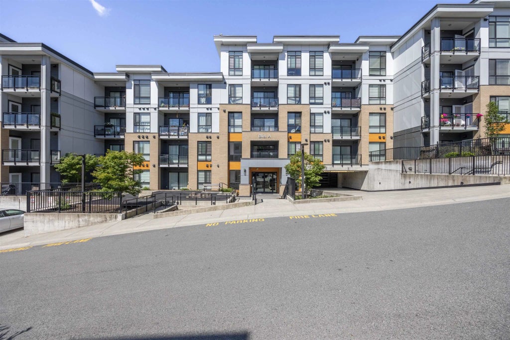 20087 68 Avenue A003, Langley