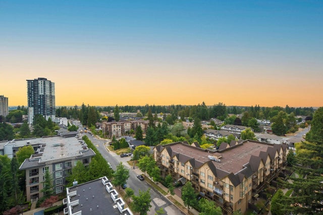 13308 Central Avenue 1206, Surrey