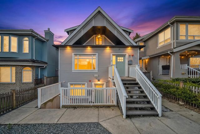 3128 Kings Avenue, Vancouver