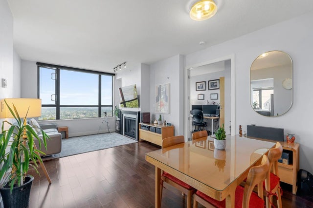 9300 University Crescent 902, Burnaby