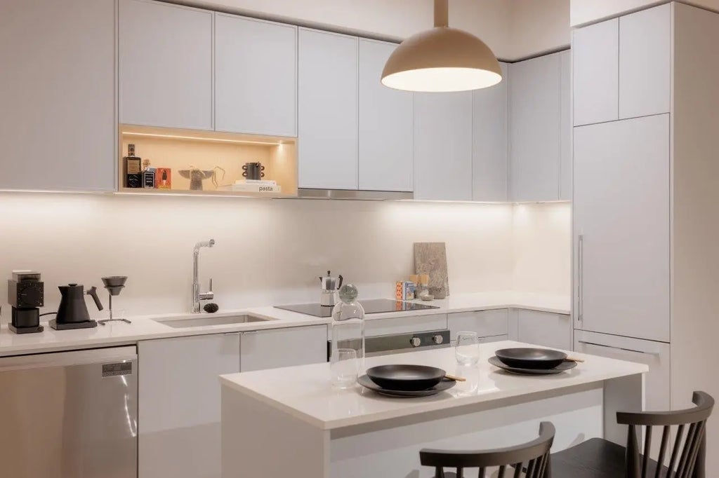 3633 Willingdon Avenue 104, Burnaby