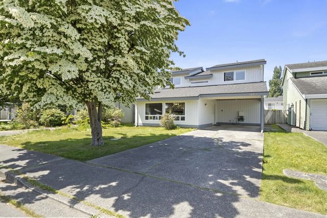 10311 Hollymount Drive, Richmond