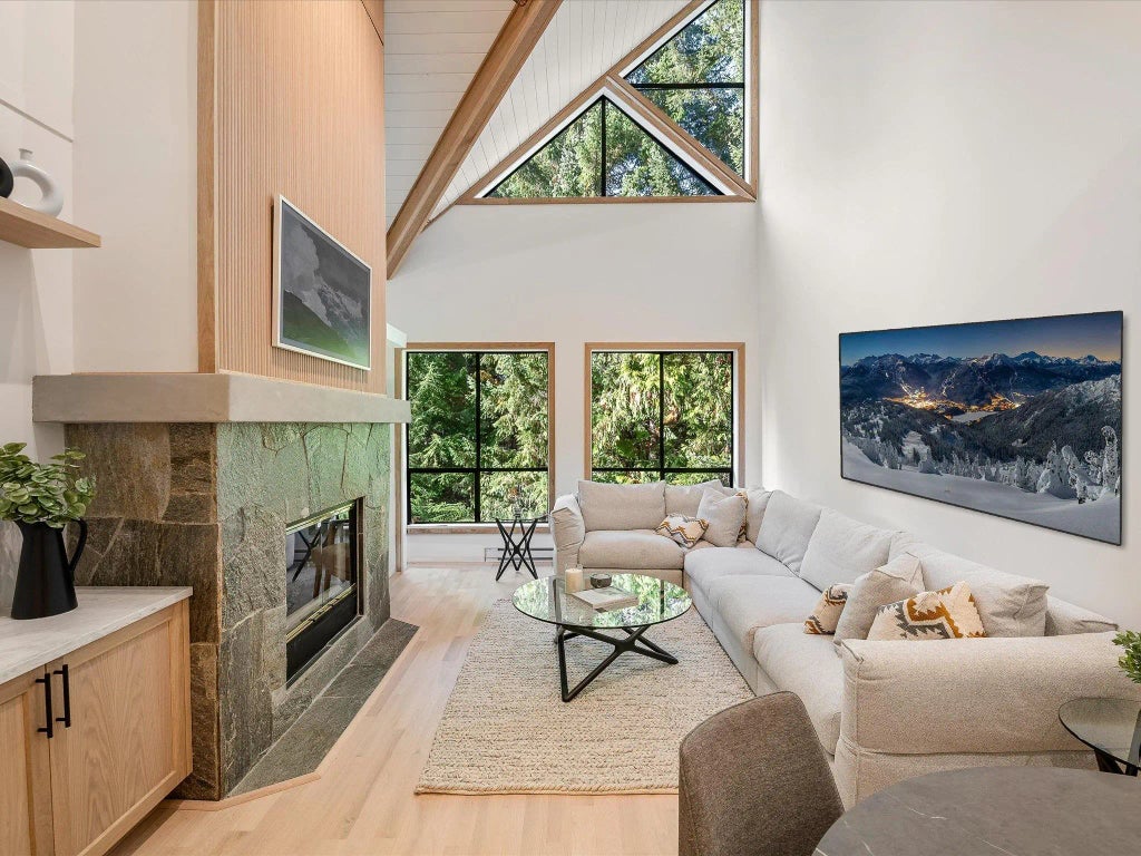 4821 Spearhead Drive 310, Whistler