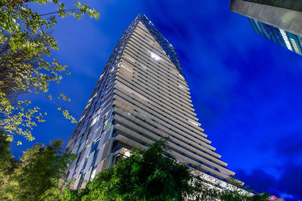 1568 Alberni Street 708, Vancouver