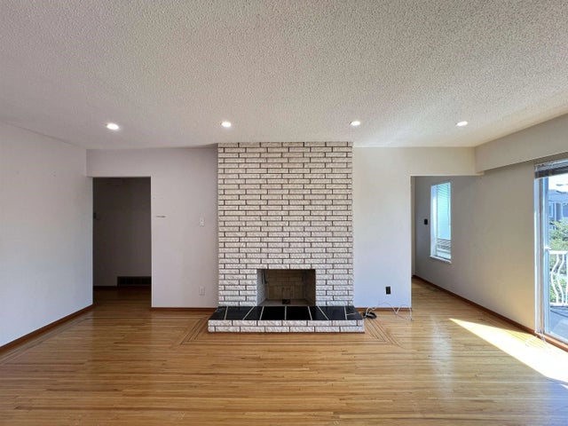 235 E 62nd Avenue, Vancouver