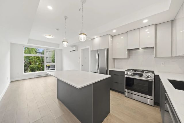 15353 17 Avenue 103, Surrey
