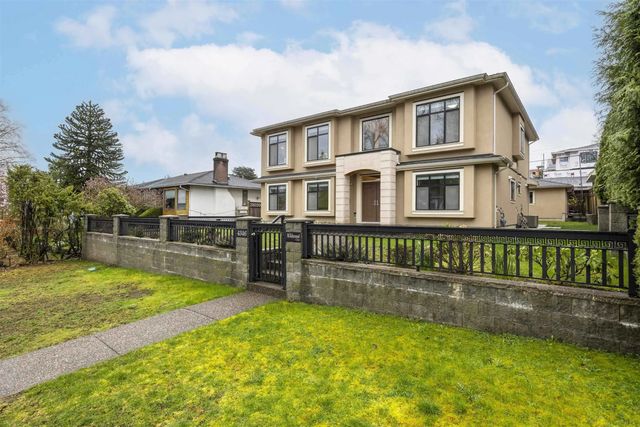 4346 Wildwood Crescent, Burnaby