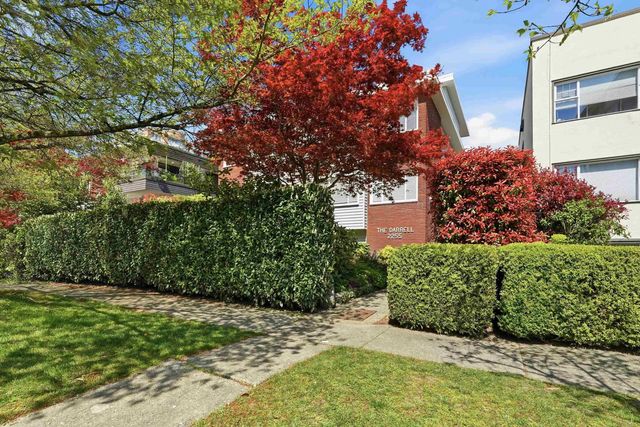 2255 W 40th Avenue 8, Vancouver