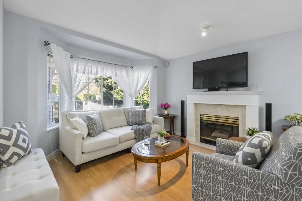 16888 80 Avenue 7, Surrey