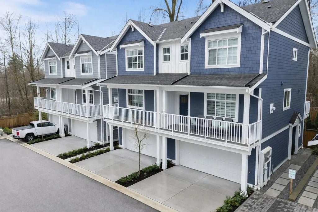 9762 182a Street 14, Surrey